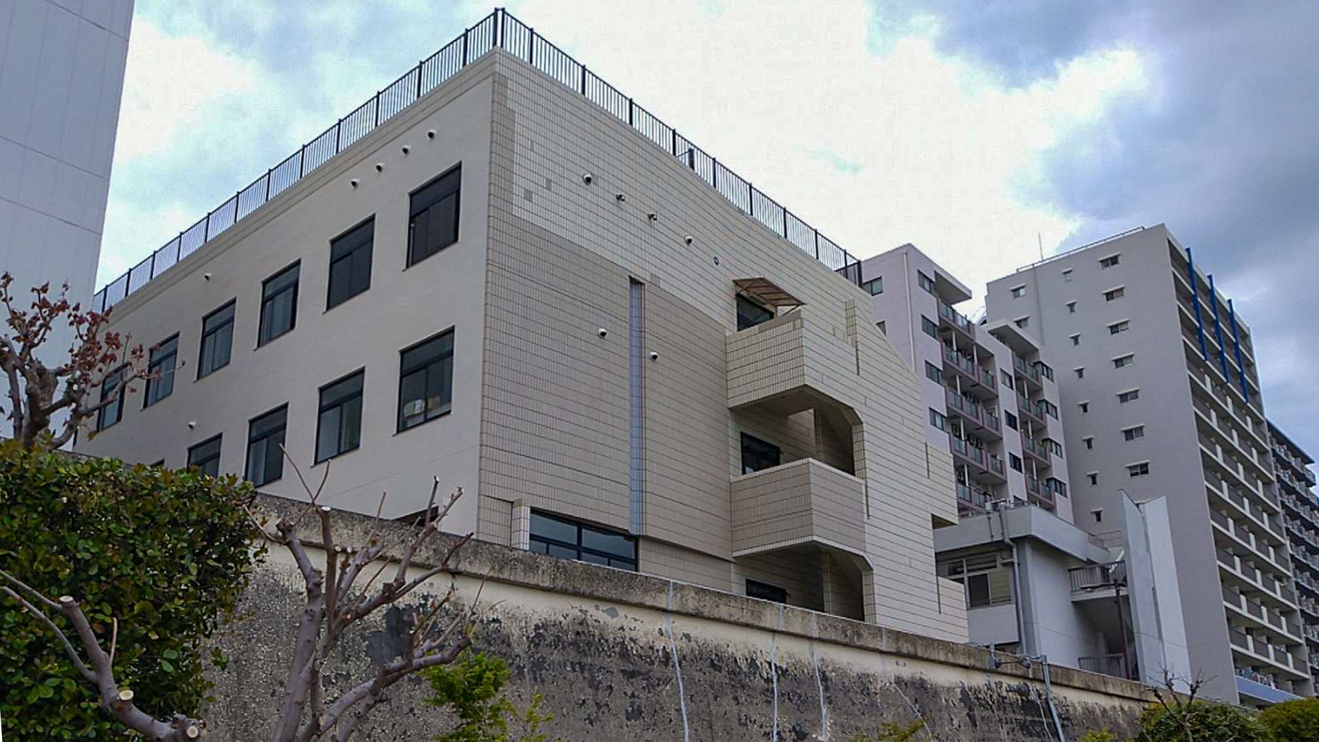 産業研修センター新館外壁改修工事